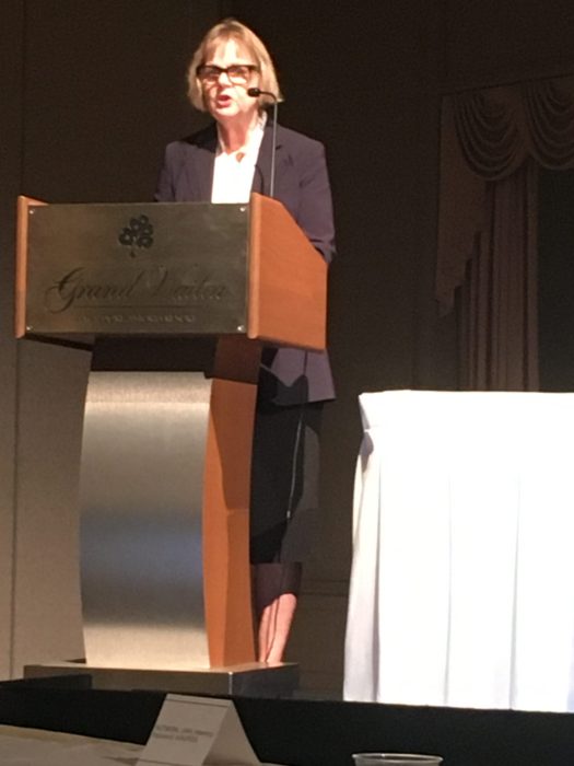 Dr. Barbara Kenner at the 2019 APA conference presenting her paper on the relationship between depression and anxiety and pancreatic cancer